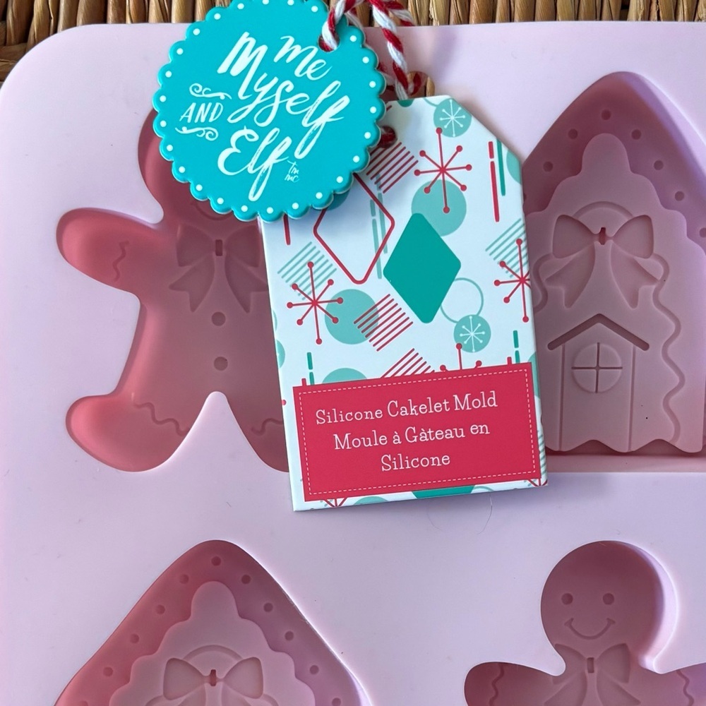 Gingerbread House Man SILICONE Cakelet Mold Baking Candy Mold Christmas NEW - Picture 5 of 5